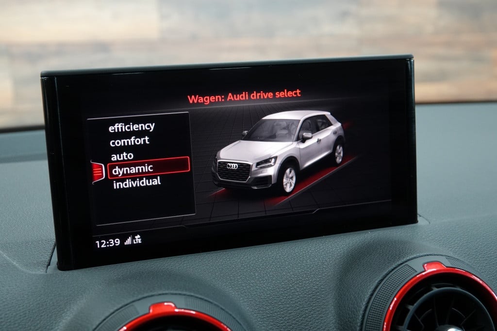 Audi Q2 sq2 2.0 tfsi quattro | 450 pk | pano | led | camera |