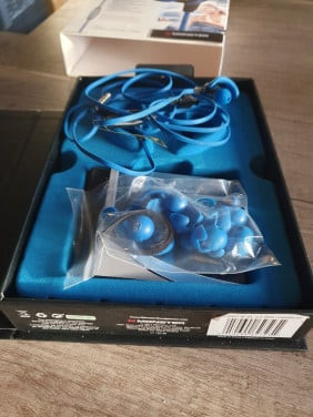 Zgan Monster iSport Achieve BT In-Ear koptelefoon Bluetooth voor sporten...