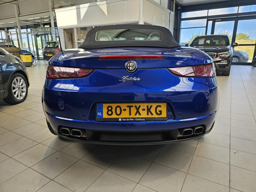 Alfa Romeo Spider 2.2 jts exclusive