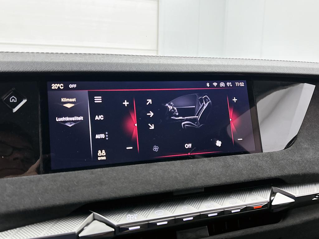 Ds Ds 4 130pk automaat etoile | 180 camera | elektrische stoelverstelling |