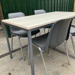 Kantine tafel + 4 stoelen gebruikt