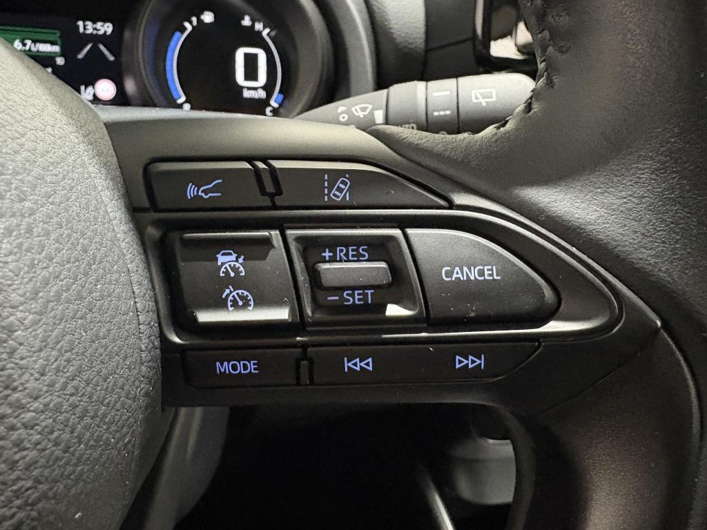 Toyota Yaris 1.5 hybrid dynamic