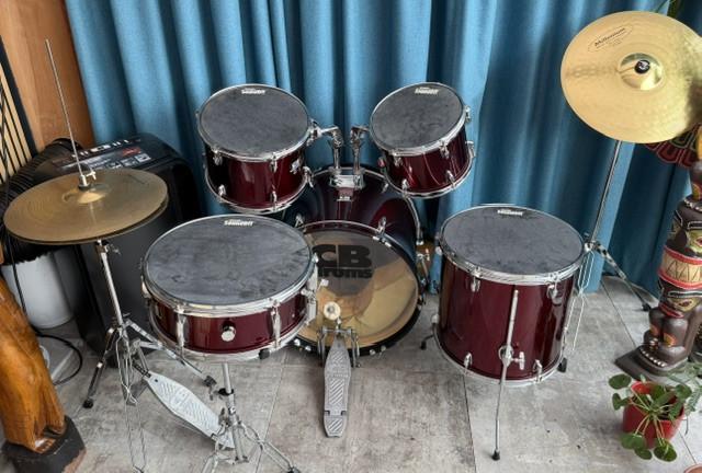Drumstel compleet en met.................