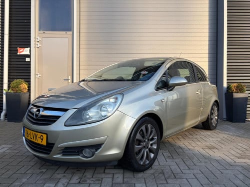 Opel Corsa 1.2-16V '111' Edition 133.000 NAP Cruise ctr Airco
