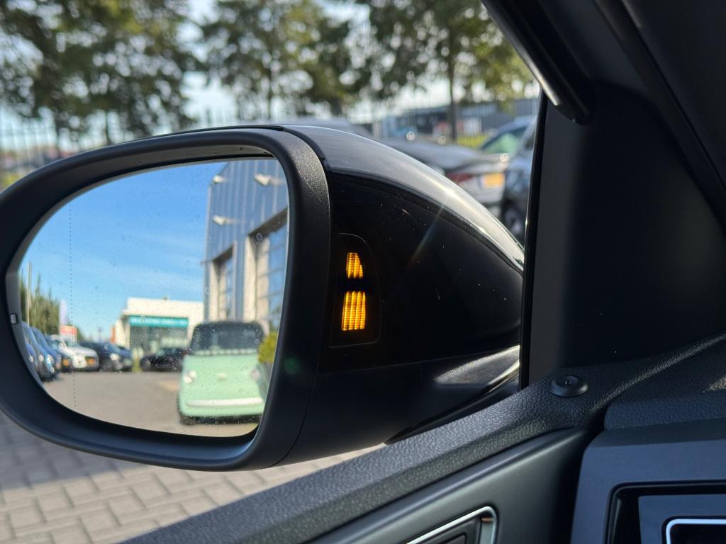 Volkswagen Taigo 1.0 tsi r-line * panoramadak * carplay * acc * clima