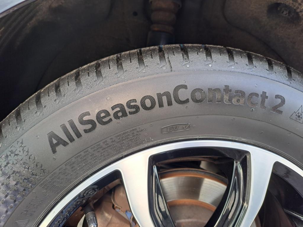 Hyundai I 20 1.0 t-gdi comfort | navi | lm velgen | all season banden | ach