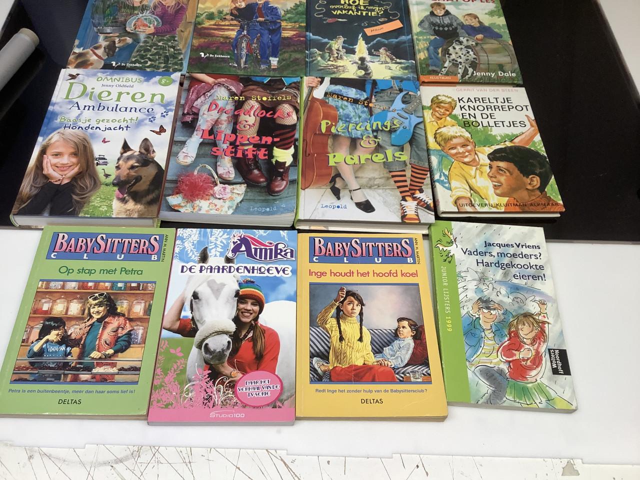 Stapel kinderboeken, Verschillende schrijvers, -sters. Alles = €10,00