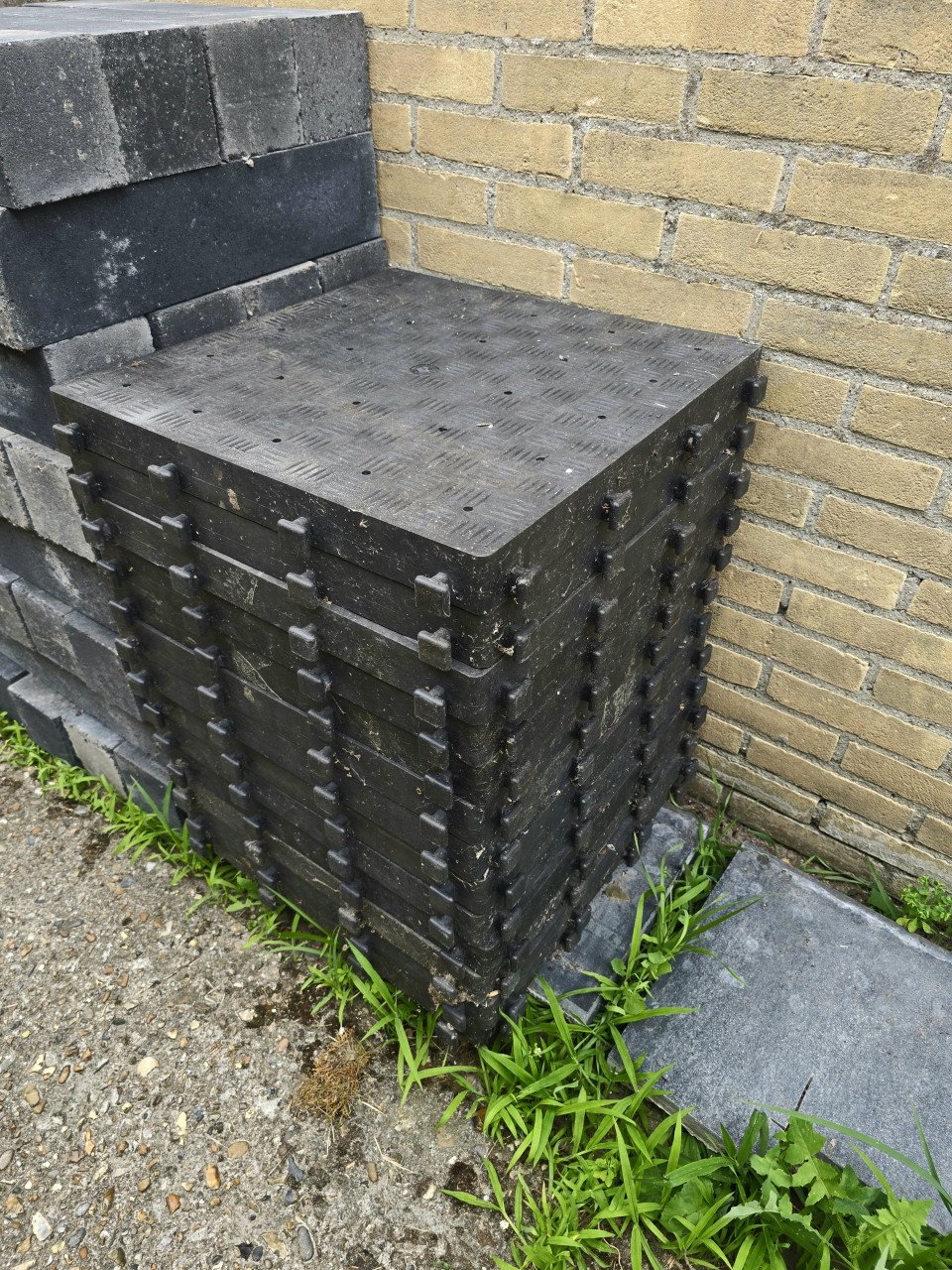 Terrastegels stapelblokken opsluitband **gratis ophalen**