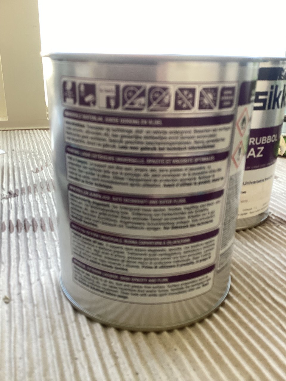 Sikkens rubbol AZ ral 9010 2 x1L samen €70 nieuw.