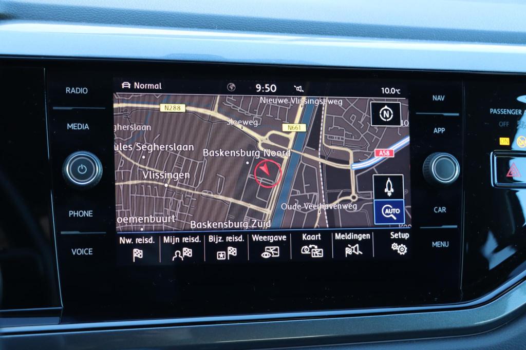 Volkswagen Polo 1.0 tsi highline business r 95pk