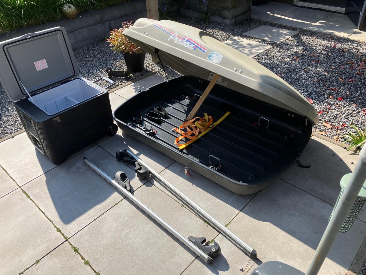 Dakoffer , dakrail, en koelbox