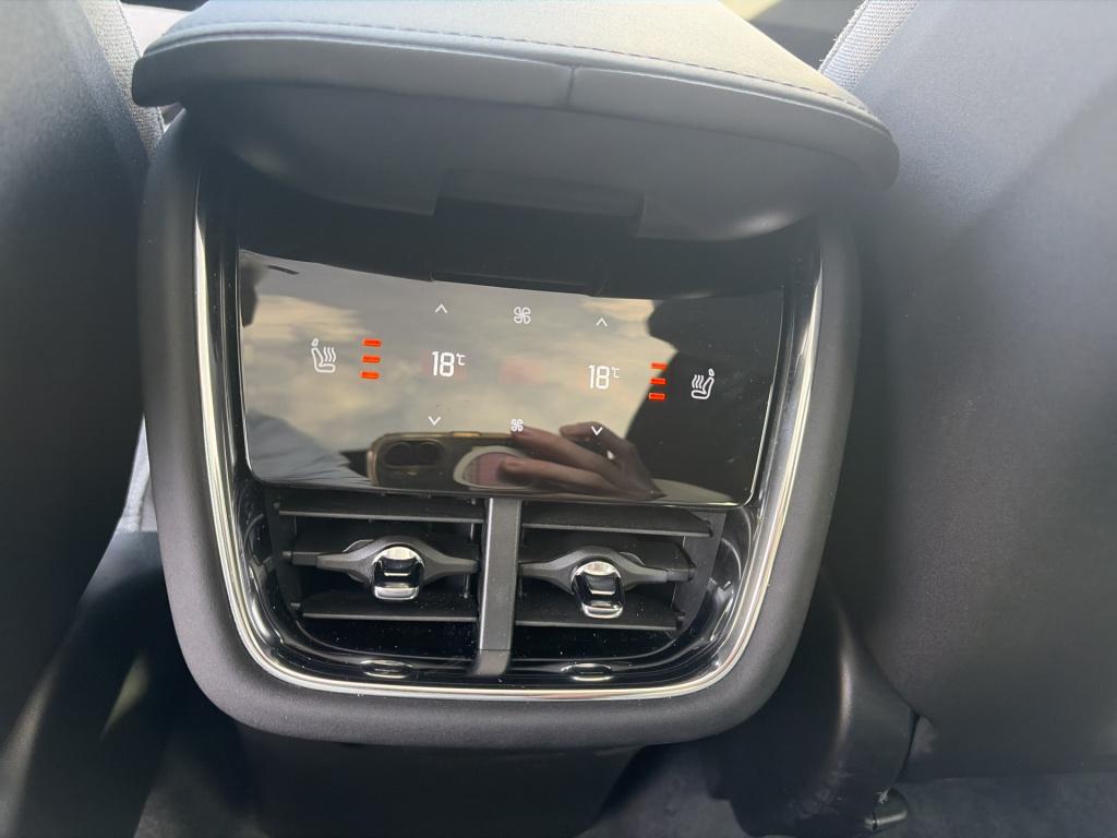 Volvo Ex90 twin motor performance ultra 7p. 111 kwh | luchtvering | soft-cl
