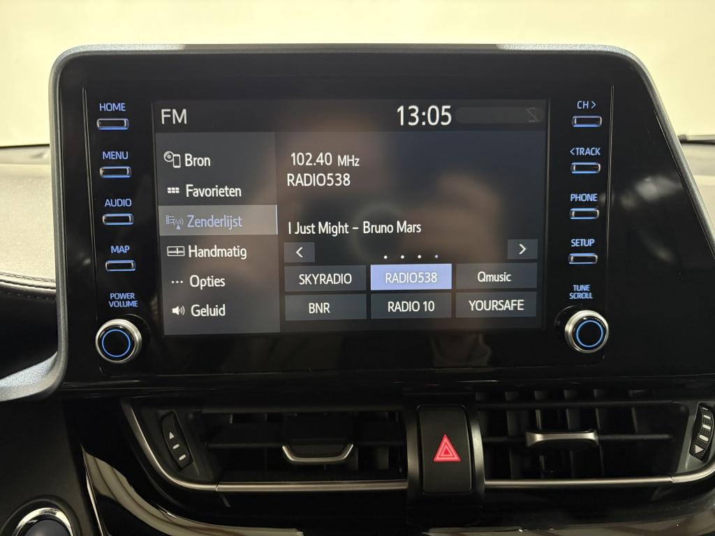 Toyota C-hr 2.0 hybrid dynamic