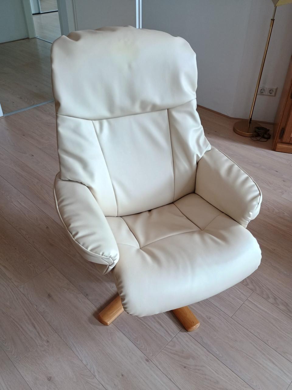 Te koop: lederen stoel
