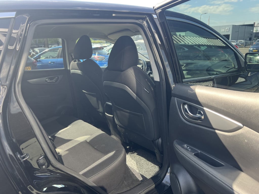 Nissan Qashqai 1.3 dig-t 160pk dct n-connecta , trekhaak