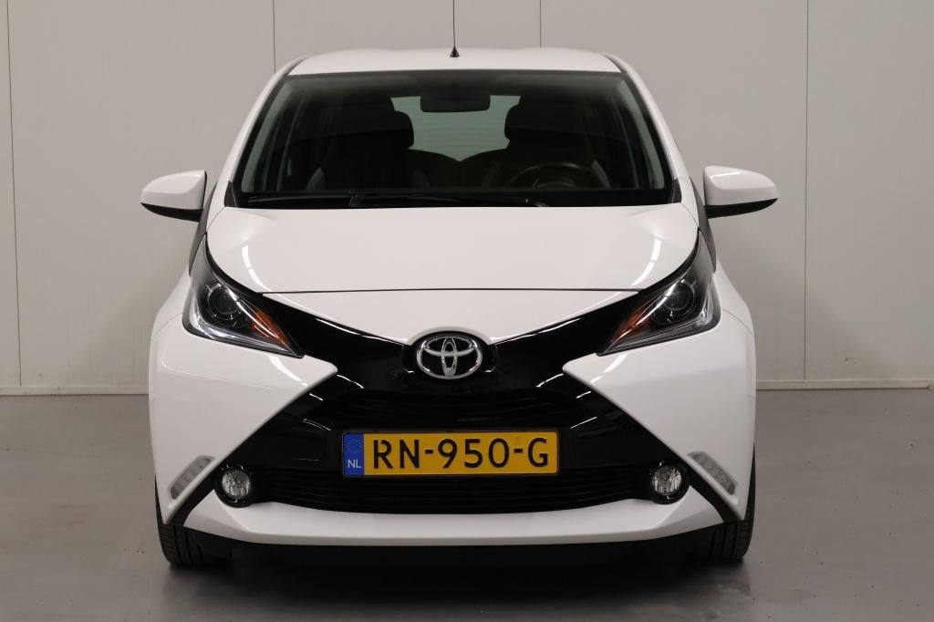 Toyota Aygo 1.0 vvt-i x-play