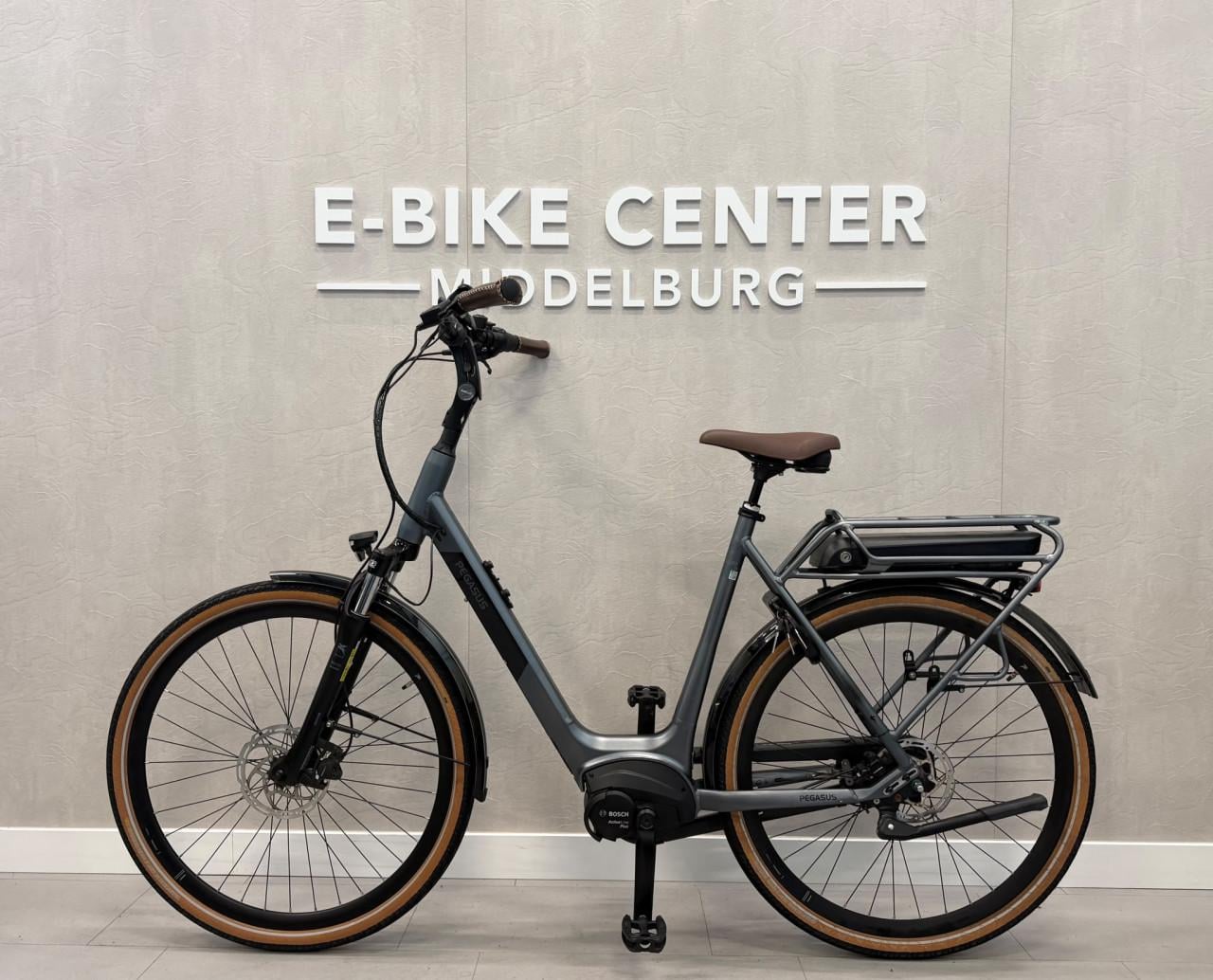 Pegasus Siena E8F Bosch Active Line Plus 60CM 2614KM 400Wh