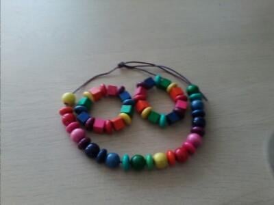 Ketting en twee Armbanden