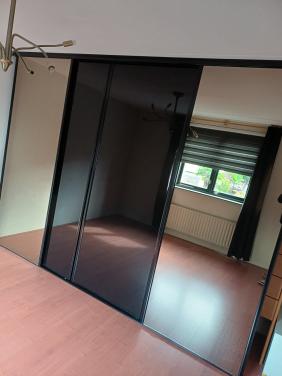 4 spiegelschuifdeuren met rails