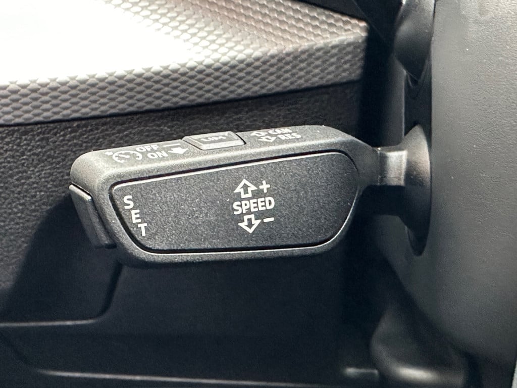 Audi Q2 35 tfsi 150pk s-tronic s-line | virtual cockpit | navigatie | extra