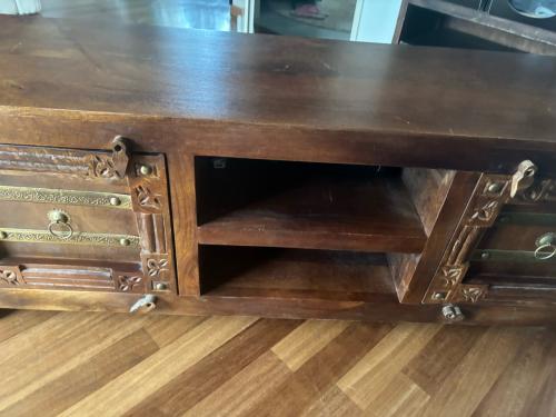 Houten masieve tv kast