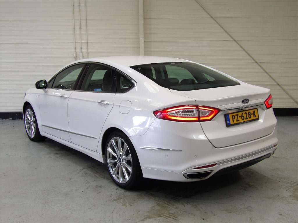 Ford Mondeo vignale 2.0 ecoboost 203pk 5d automaat