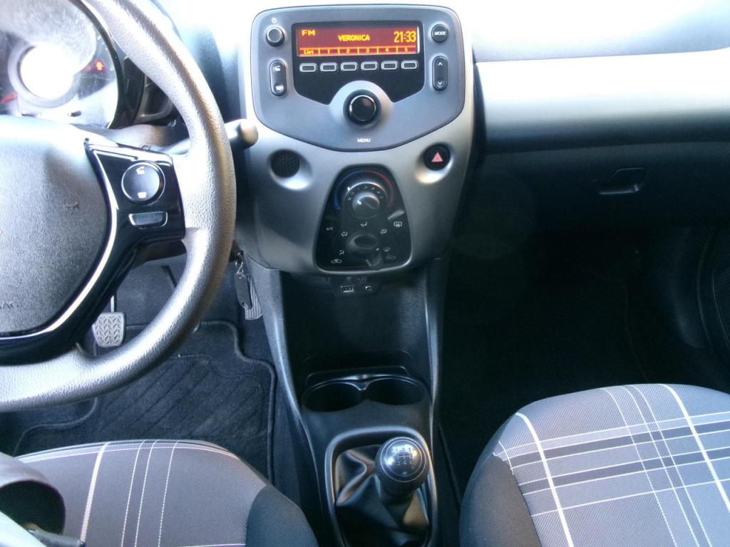 Peugeot 108 1.0 vti 5-drs, airco, bluetooth, 67000km. btw