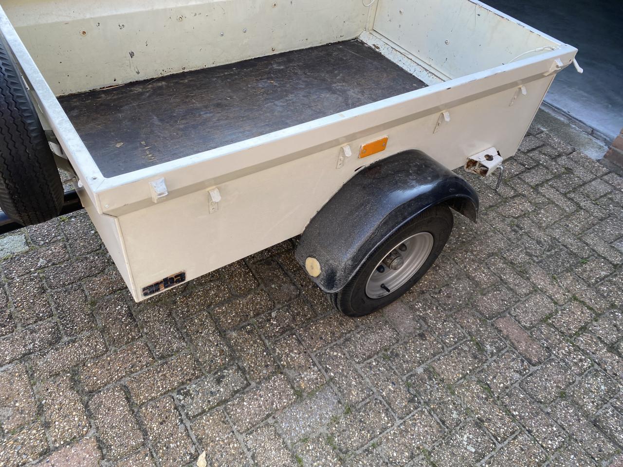 Saris Arba aanhanger 500 kg | Enkelasser | Nette staat