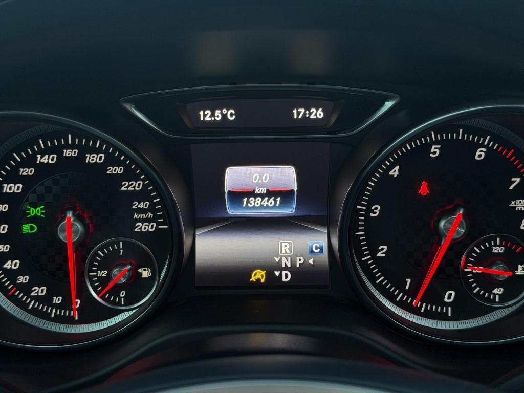 Mercedes-Benz A-Klasse a 180 urban pano automaat stoelverwarming 1e eigenaa