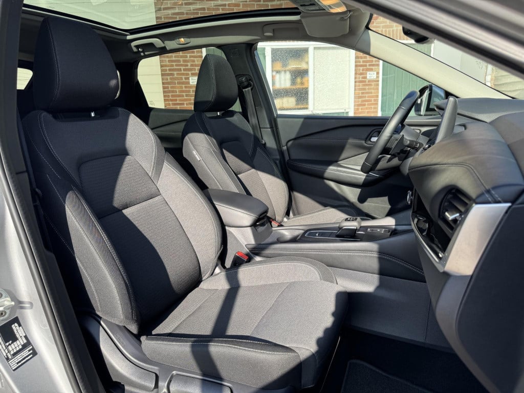 Nissan Qashqai 1.3 mhev xtronic n-connecta design pack | trekhaak | panoram
