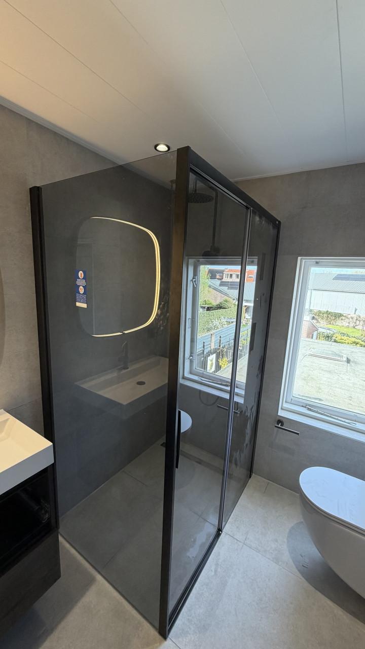 Badkamer renovatie en toilet renovatie