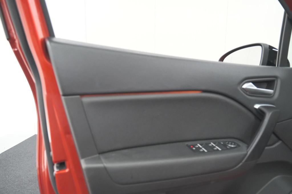 Renault Captur 1.6 e-tech hybrid 145 sl rive gauche | camera | parkeersenso