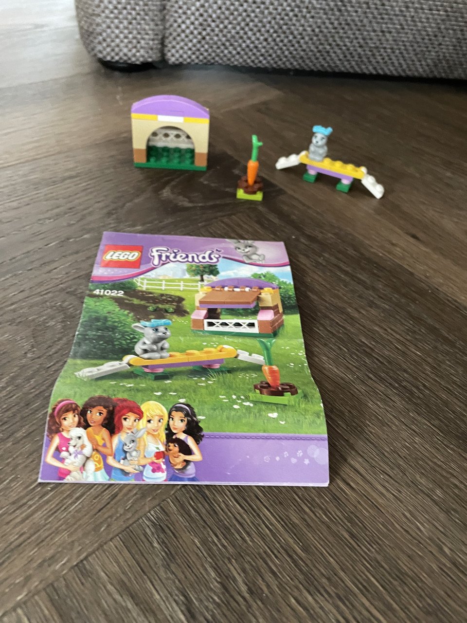 Lego Friends: Het hok van konijn 41022