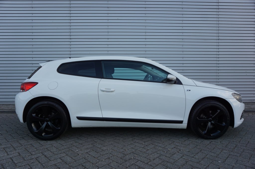 Volkswagen Scirocco 1.4 tsi airco / navi / cruise / elektr. ramen / sportui