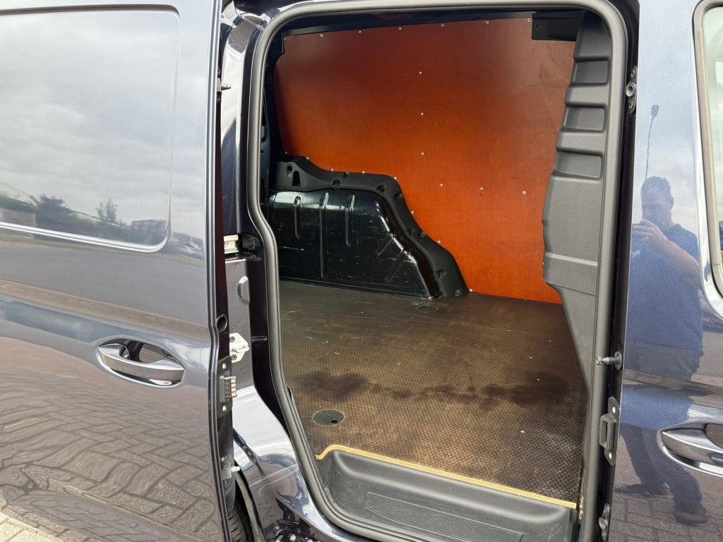 Volkswagen Caddy cargo 2.0 tdi 1st edition