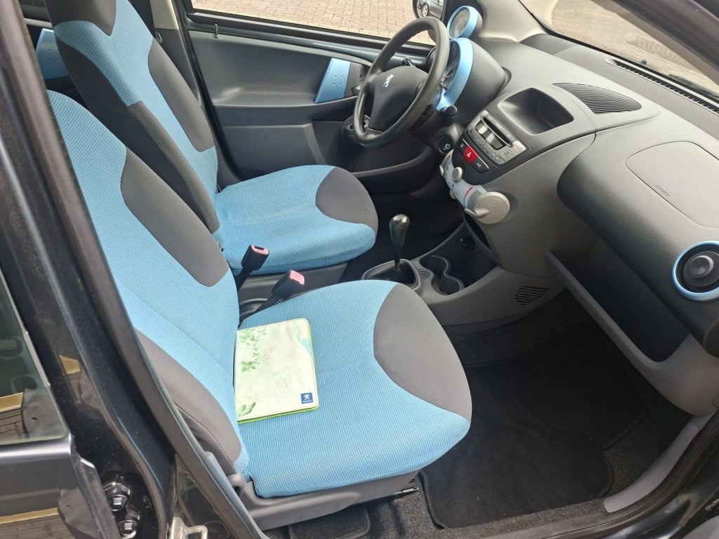 Peugeot 107 1.0 12v xr