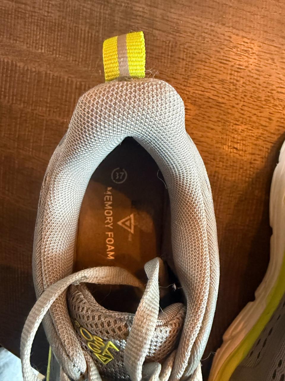 Als nieuwe leuke Osaga (scapino) lichte kinder sportschoenen