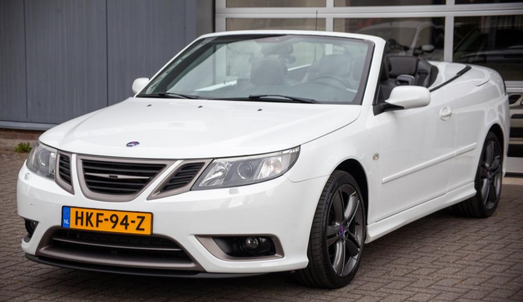 Saab 9-3 cabrio 1.8t vector tx uitgevoerd