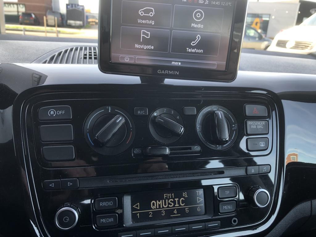 Volkswagen UP! 1.0 move up! bluem. 1e eigenaar