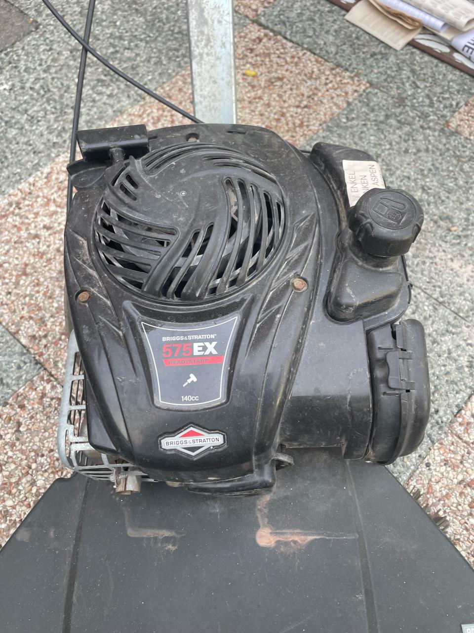 Onkruidborstel machine kwern