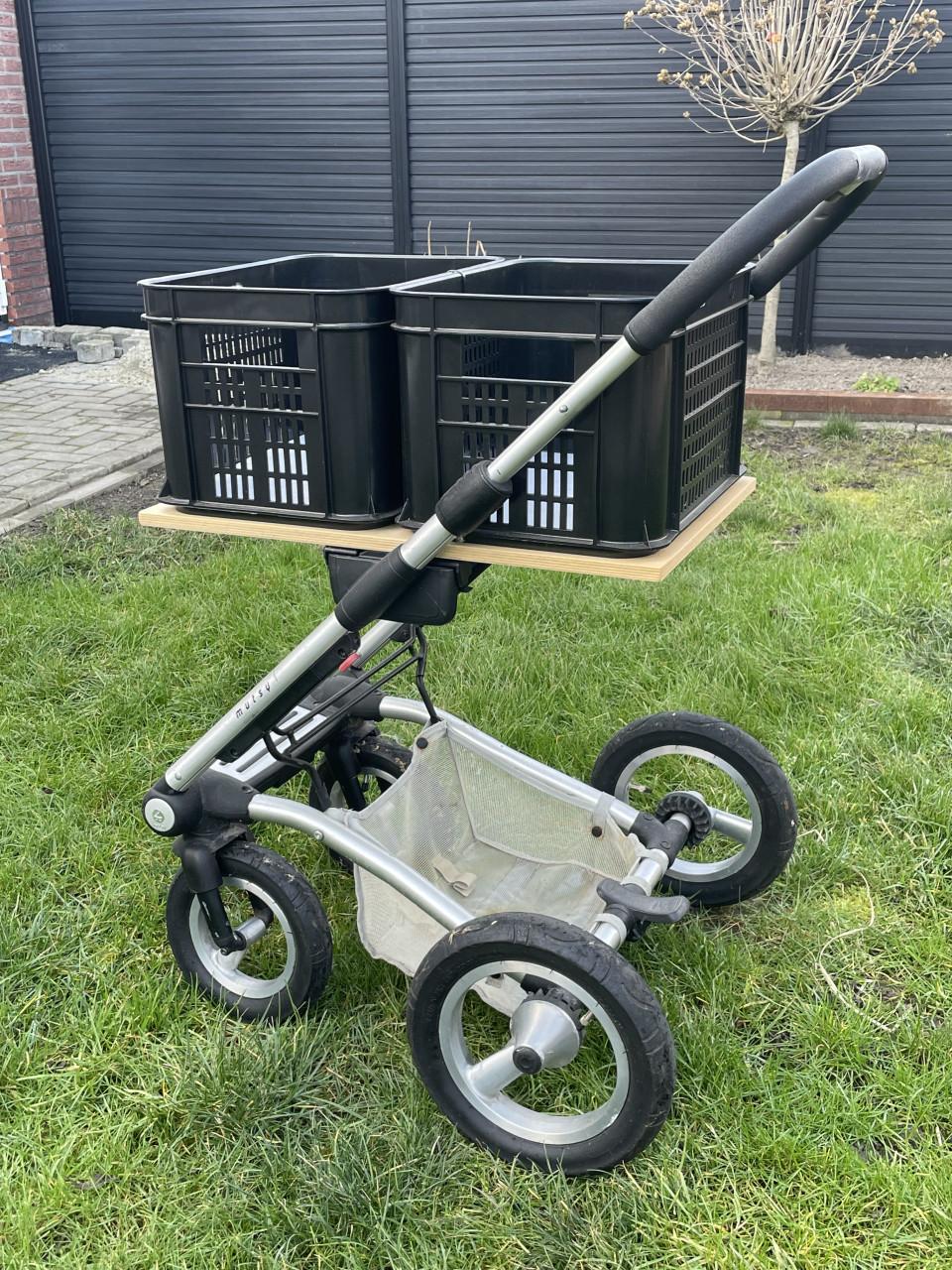 Folderwagen of krantenwagen voor bezorging