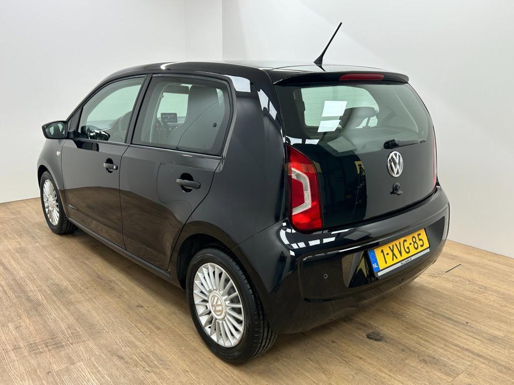 Volkswagen UP! occasion 1.0 high up! bluemotion | zwart | tweedehands volks