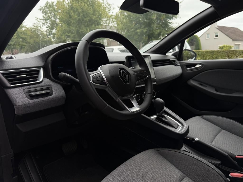 Renault Clio 1.6 e-tech full hybrid 145 evolution