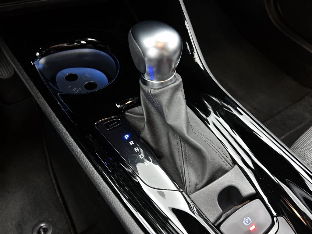 Toyota C-hr 1.8 hybrid style | nl auto | blindspot monitor | navigatie | pa