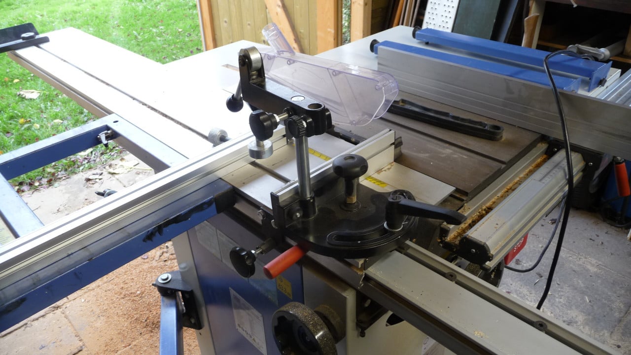 TE KOOP ZAAGMACHINE HBM 1600