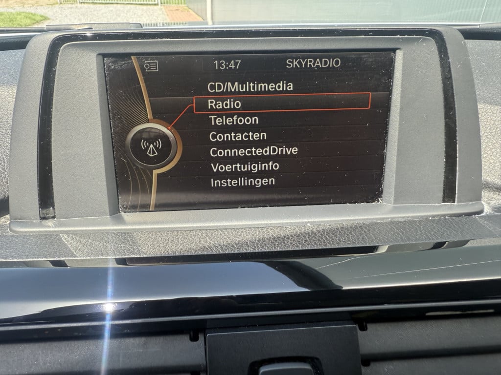 BMW 3-serie 320i 184pk executive sportline sedan