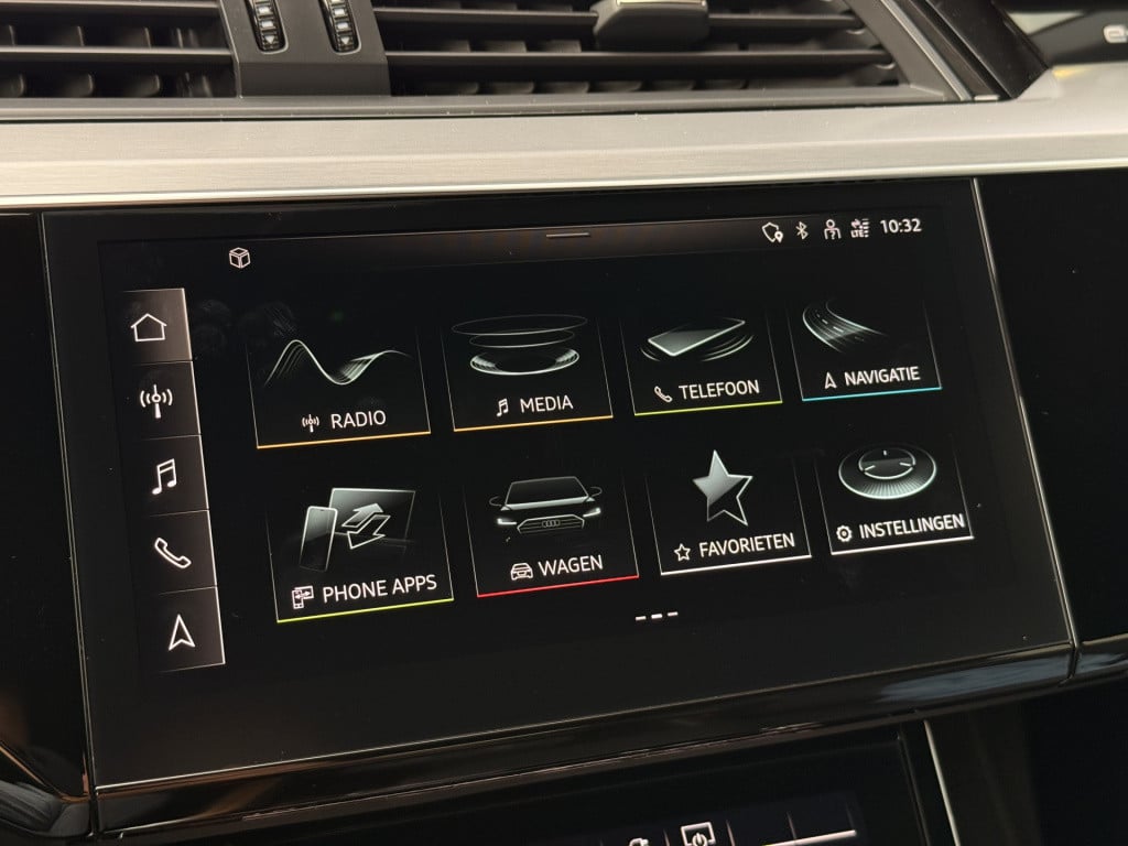 Audi E-tron sportback 55 quattro s edition 95 kwh | s-line | achteruitcamer