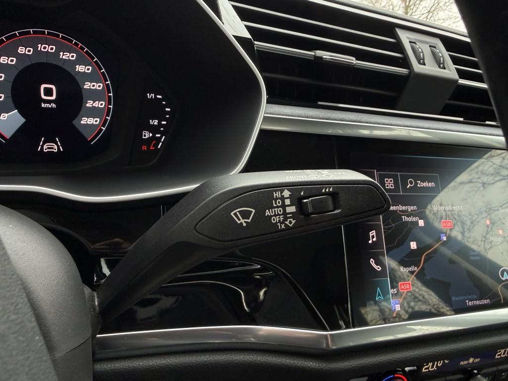 Audi Q3 35 tfsi advance pro line // sline interieur //