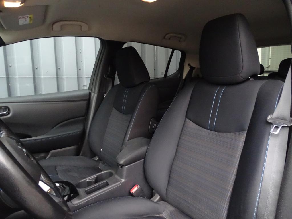 Nissan Leaf n-connecta 40 kwh | incl. btw | 360 camera