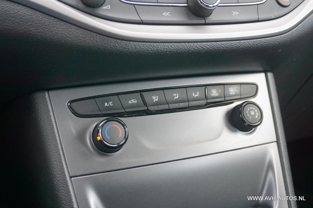 Opel Astra sports tourer 1.0 online edition